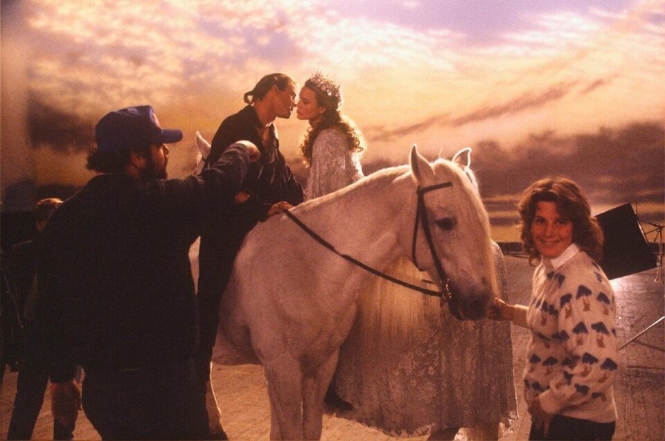 Rob Reiner dirigiendo el set de 'La princesa prometida'