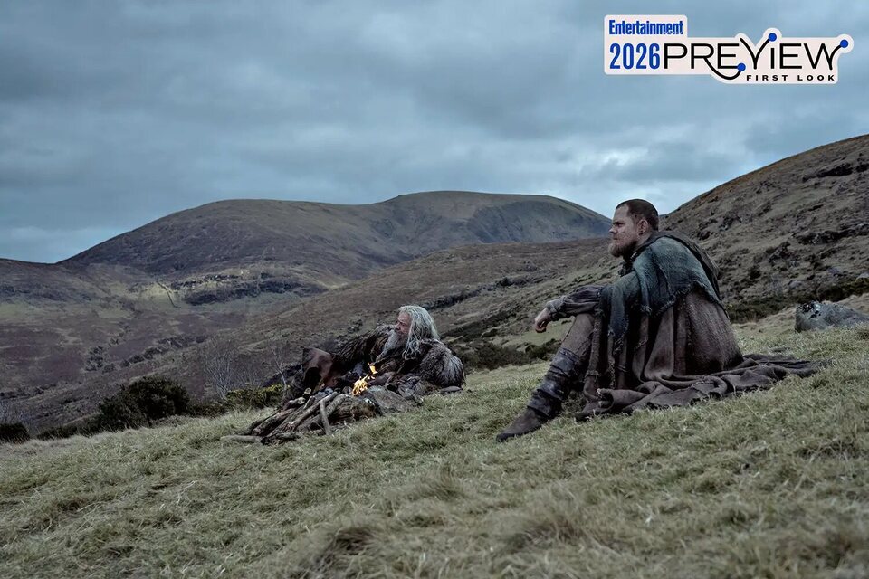 Bill Skarsg&aring;rd interpreta la Peque&ntilde;o Juan (Little John)