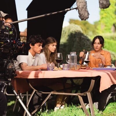 Las líneas discontinuas