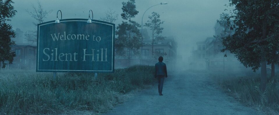 James Sunderland entrando en Silent Hill