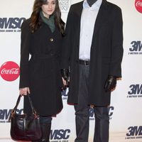 Fernando Gil y su novia