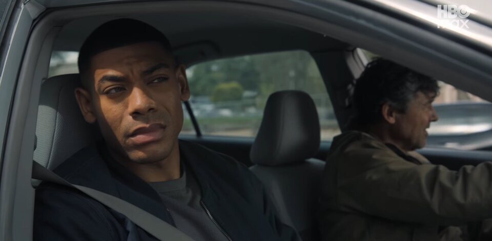 'Linternas': Kyle Chandler y Aaron Pierre son la pareja de detectives gal&aacute;cticos