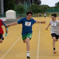 El chico de los pantalones rosas