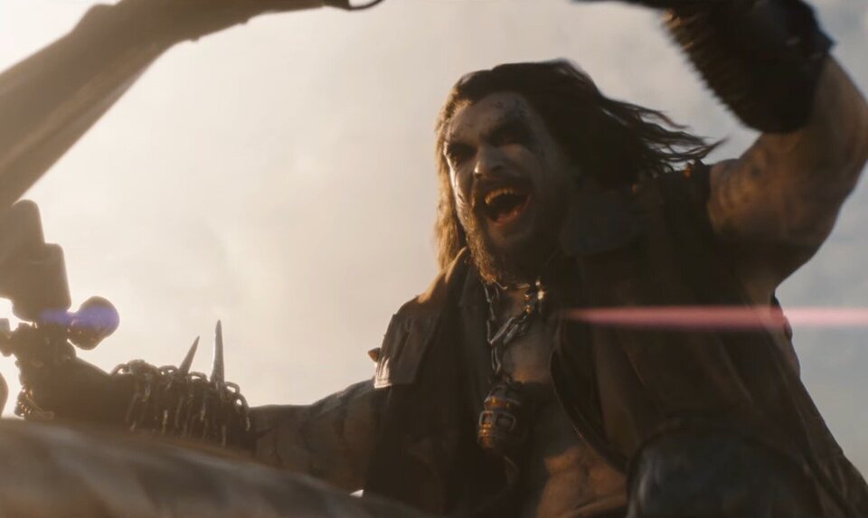 Jason Momoa es Lobo en 'Supergirl'