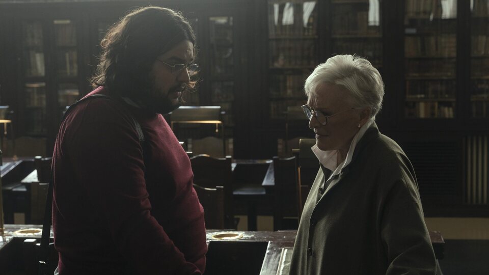 Carlos Gonz&aacute;lez y Glenn Close en 'La bola negra'