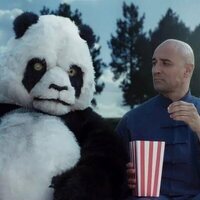 Una pistola, una bala y un oso panda