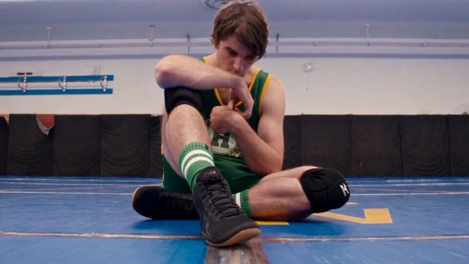 La madre de R. J. Mitte se abre sobre el duelo sobre alguien que se quita la vida