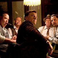 Christoph Waltz es el dueño del circo