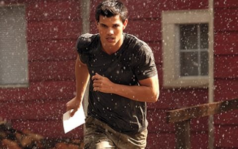 Jacob corre bajo la lluvia en 'Amanecer: Parte 1'