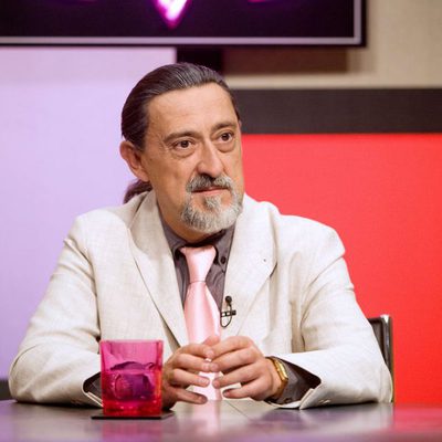 No lo llames amor... llámalo X