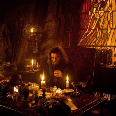 Piratas del Caribe: En mareas misteriosas