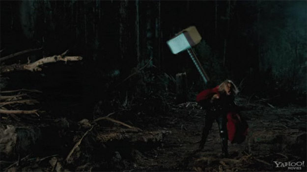 Chris Hemsworth se prepara para la batalla