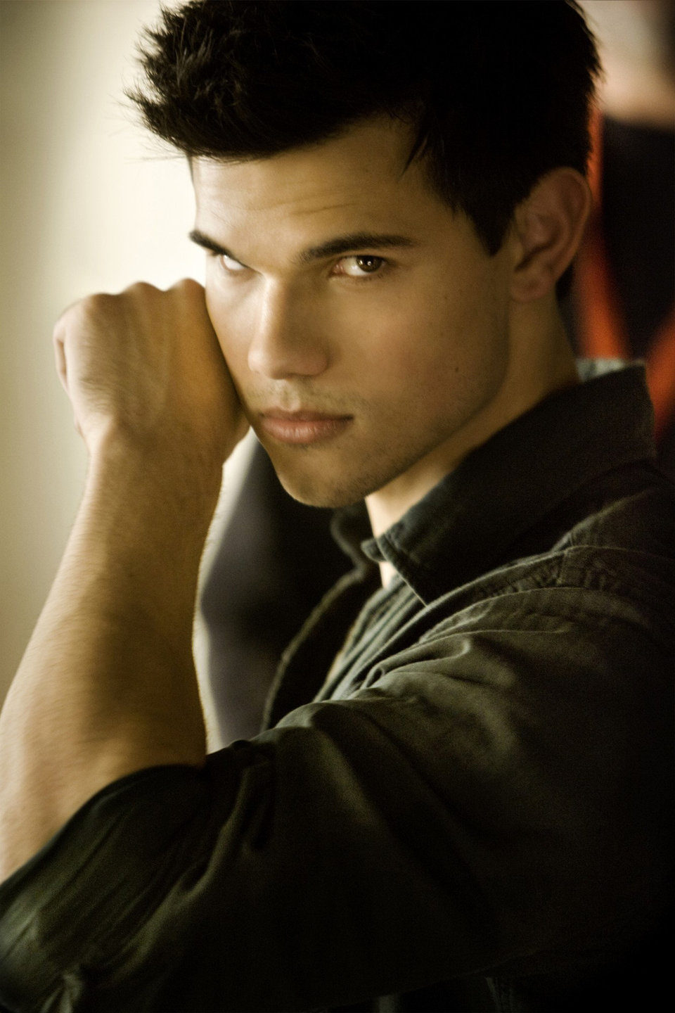 Taylor Lautner, muy sexy para 'Amanecer: Parte 1'