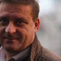 Sólo entre nosotros