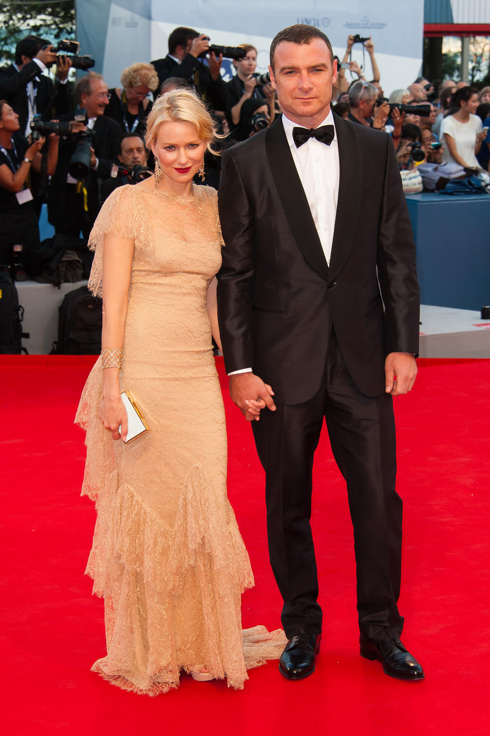 Naomi Watts y Liev Schreiber en la Mostra de Venecia 2012