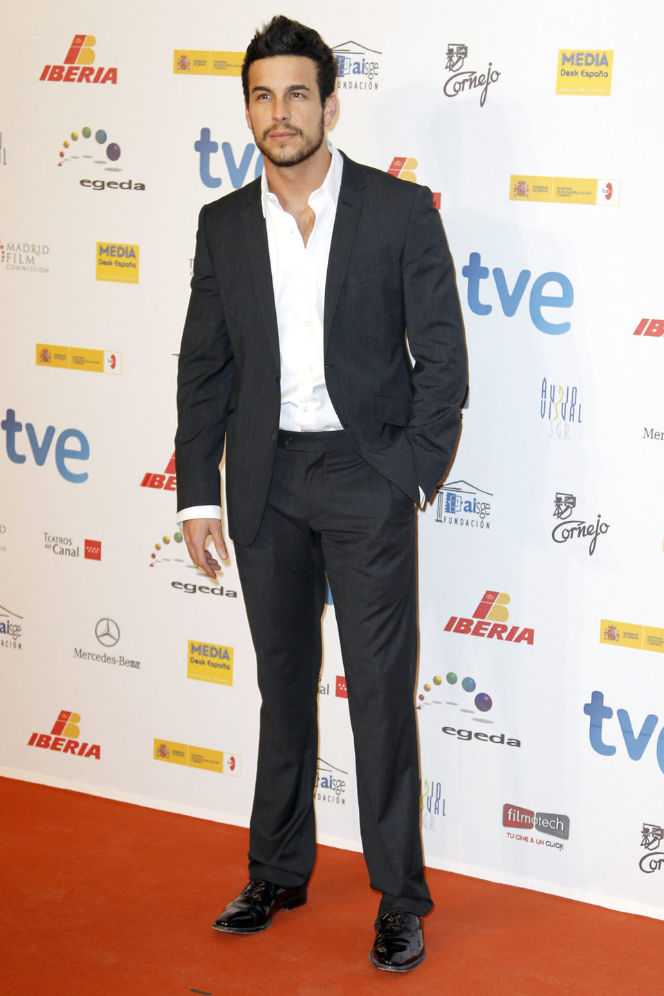 Mario Casas en la entrega de los Premios José María Forqué 2013