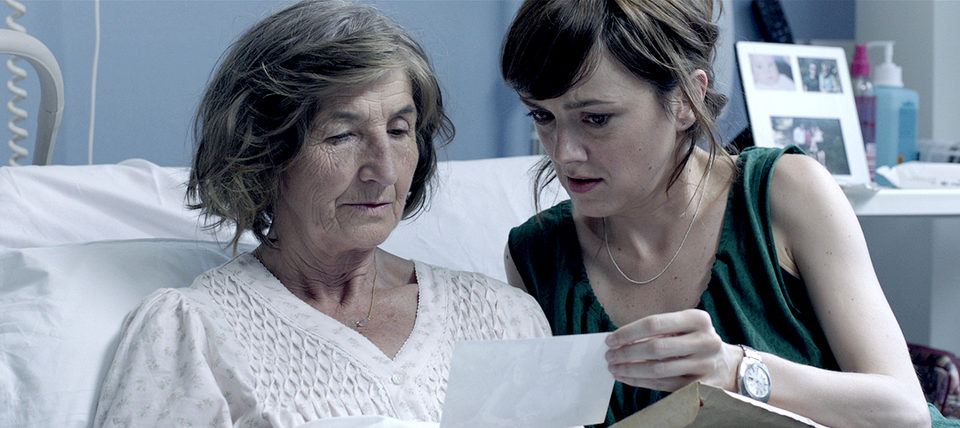 Amaren eskuak (Las manos de mi madre)