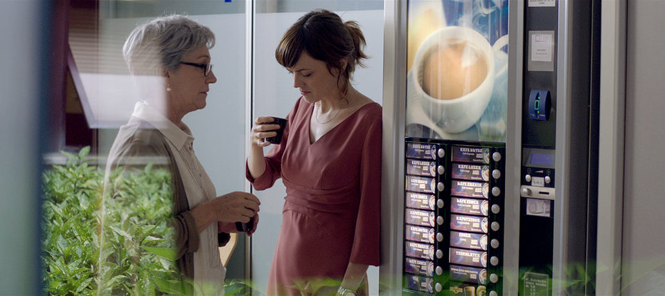 Amaren eskuak (Las manos de mi madre)