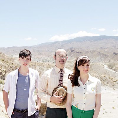 Vivir es fácil con los ojos cerrados