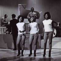 A 20 pasos de la fama