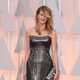 Laura Dern en la alfombra roja de los Oscar 2015