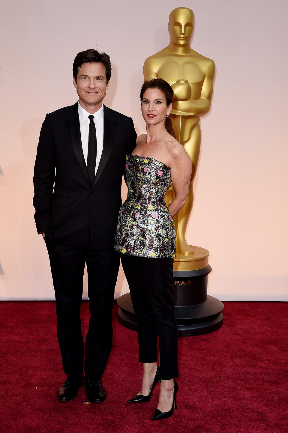 Jason Bateman y Amanda Anka en los Oscar 2015