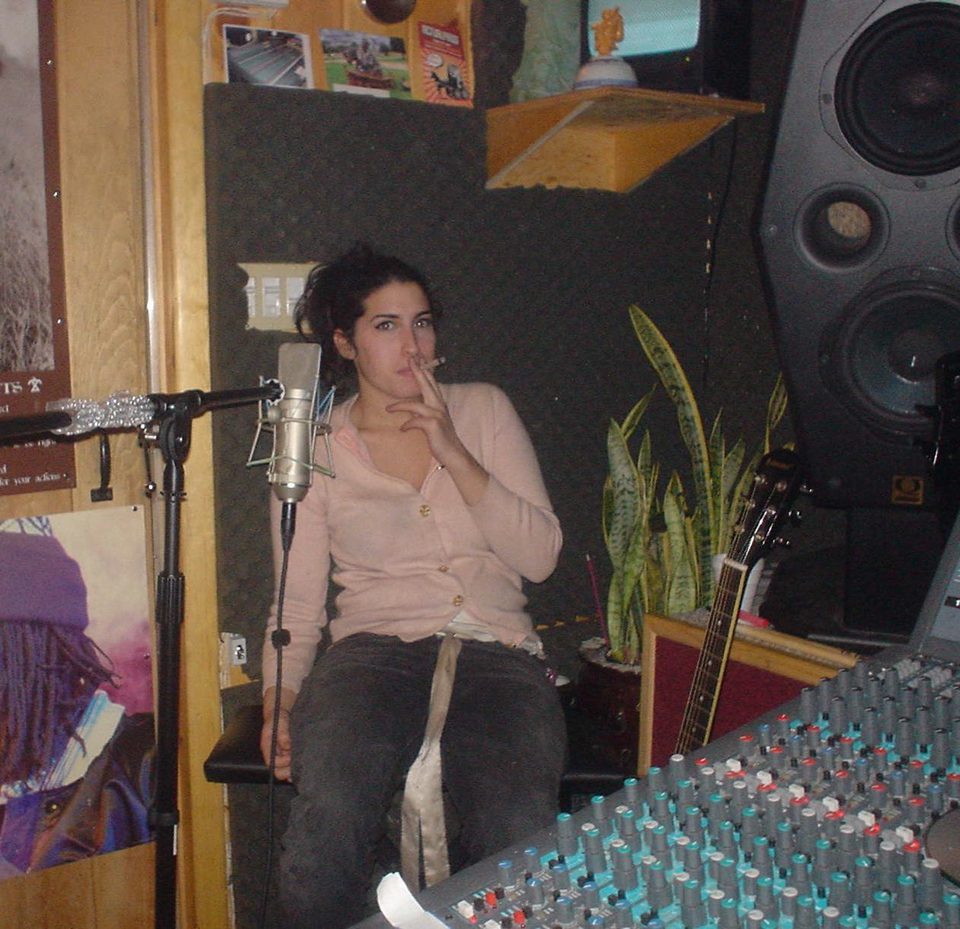 Amy (La chica detrás del nombre)