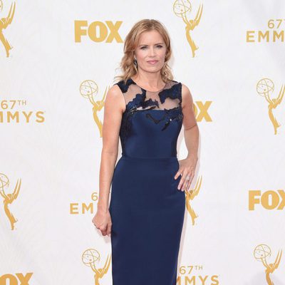 Kim Dickens en la alfombra roja de los Emmy 2015