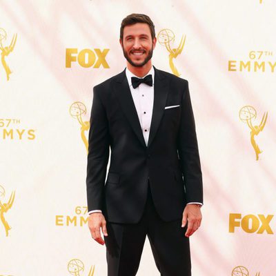 Pablo Schreiber en la alfombra roja de los Premios Emmy 2015
