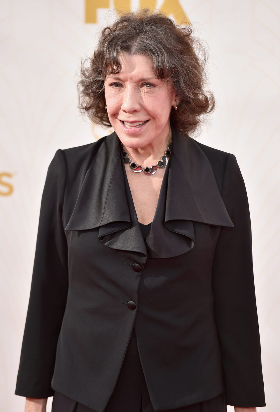 Lily Tomlin en la alfombra roja de los premios Emmy 2015