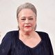 Kathy Bates en la alfombra roja de los Premios Emmy 2015