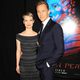 Tom Hiddleston y Mia Wasikowska en la premiere en Nueva York de 'La cumbre escarlata'
