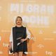 Carmen Machi posa de blanco y negro en la premiere de 'Mi gran noche'