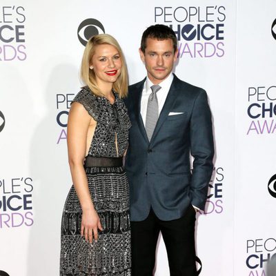 Claire Danes y su marido Hugh Dancy en los People's Choice Awards 2016