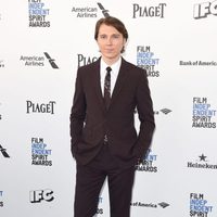 Paul Dano en la alfombra roja de los Independent Spirit Awards 2016