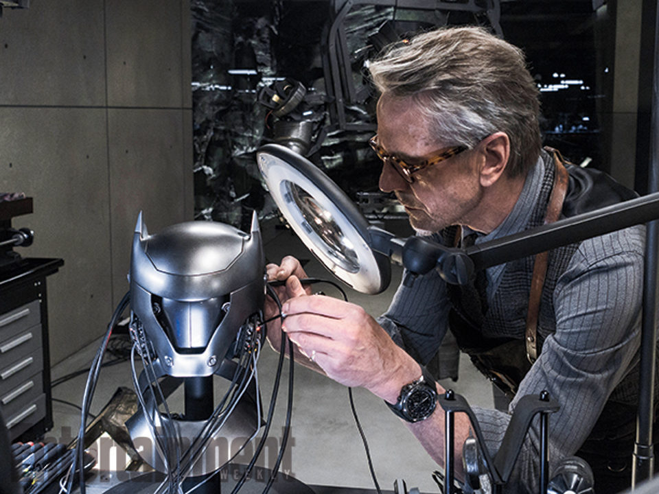 Alfred en Batman V Superman