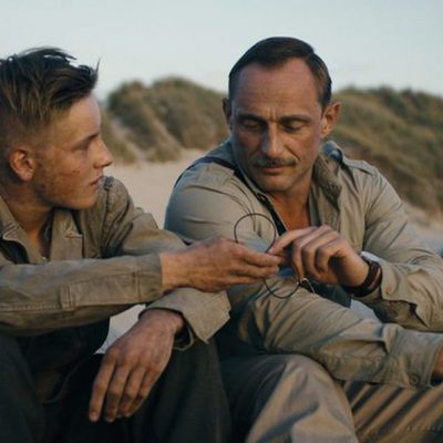 Land of Mine: Bajo la arena