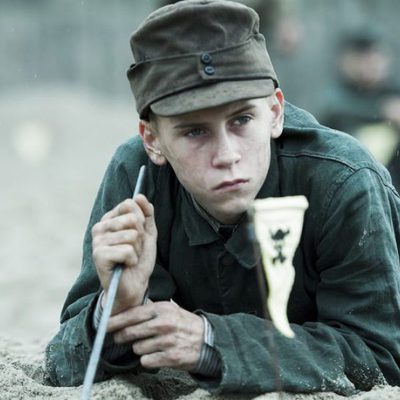 Land of Mine: Bajo la arena