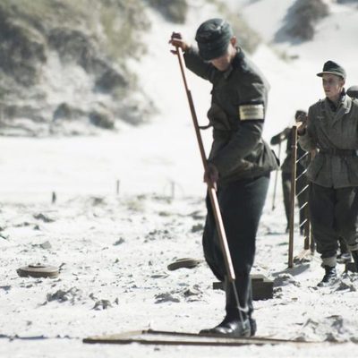 Land of Mine: Bajo la arena