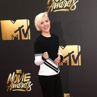 Hannah Hart en la alfombra roja de los MTV Movie Awards 2016