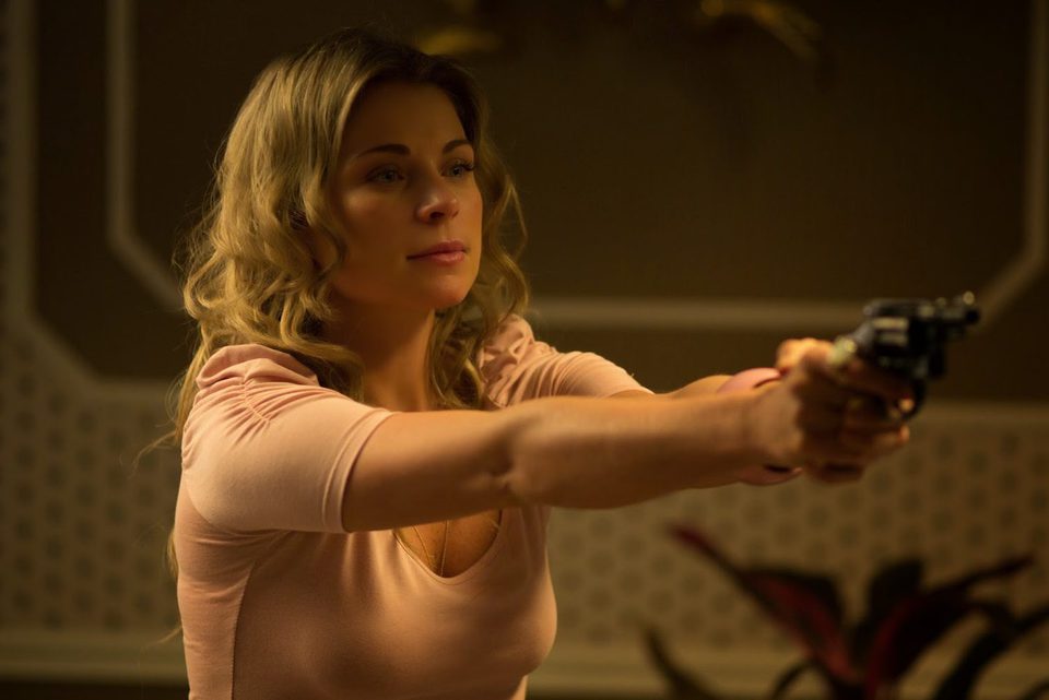 No sé si cortarme las venas o dejármelas largas