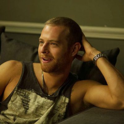 No sé si cortarme las venas o dejármelas largas