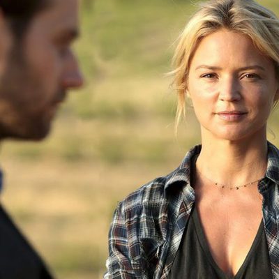 Pastel de pera con lavanda