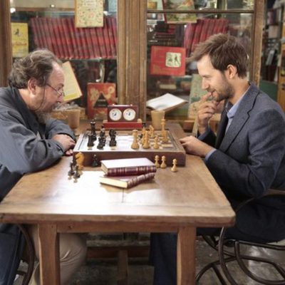 Pastel de pera con lavanda