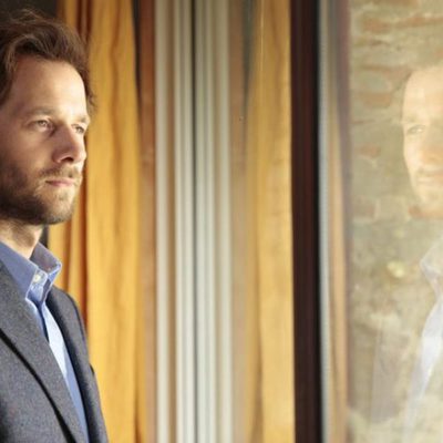 Pastel de pera con lavanda