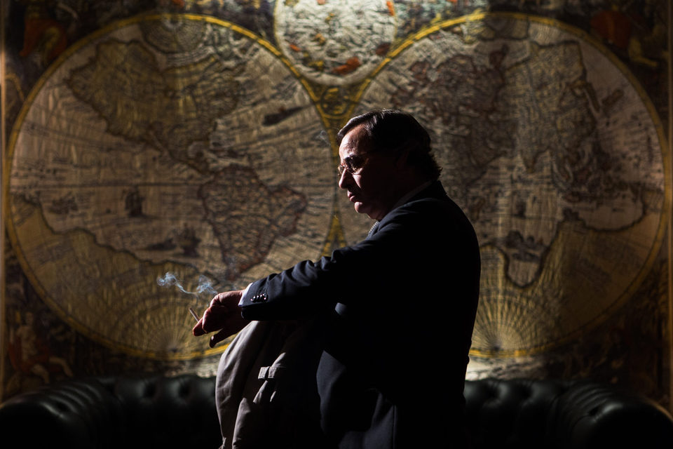 El hombre de las mil caras