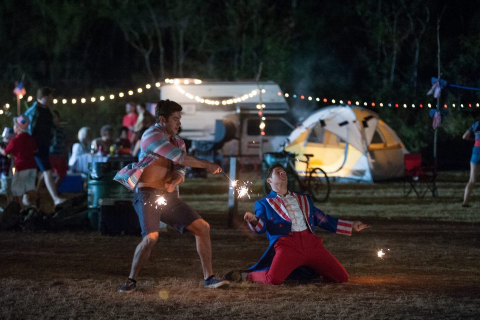 Mike y Dave buscan rollo serio