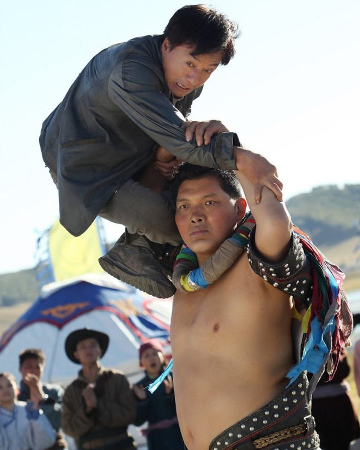 Atrapa a un ladrón (Skiptrace)
