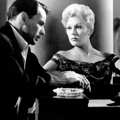 El hombre del brazo de oro