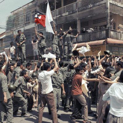 Se lo llevaron: Recuerdos de una niña de Camboya